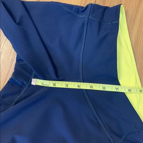 Lululemon Run Crops Luxtreme Hero Blue 4” - Picture 6 of 7